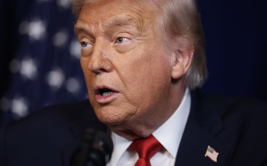 PALM BEACH, FLORIDA - DECEMBER 29: U.S. President Donald Trump holds a press conference with Israeli Prime Minister Benjamin Netanyahu at his Mar-a-Lago club on December 29, 2025 in Palm Beach, Florida. The two leaders held a bilateral meeting to discuss regional security in the Middle East as well as the U.S.-Israel partnership.   Joe Raedle/Getty Images/AFP (Photo by JOE RAEDLE / GETTY IMAGES NORTH AMERICA / Getty Images via AFP)