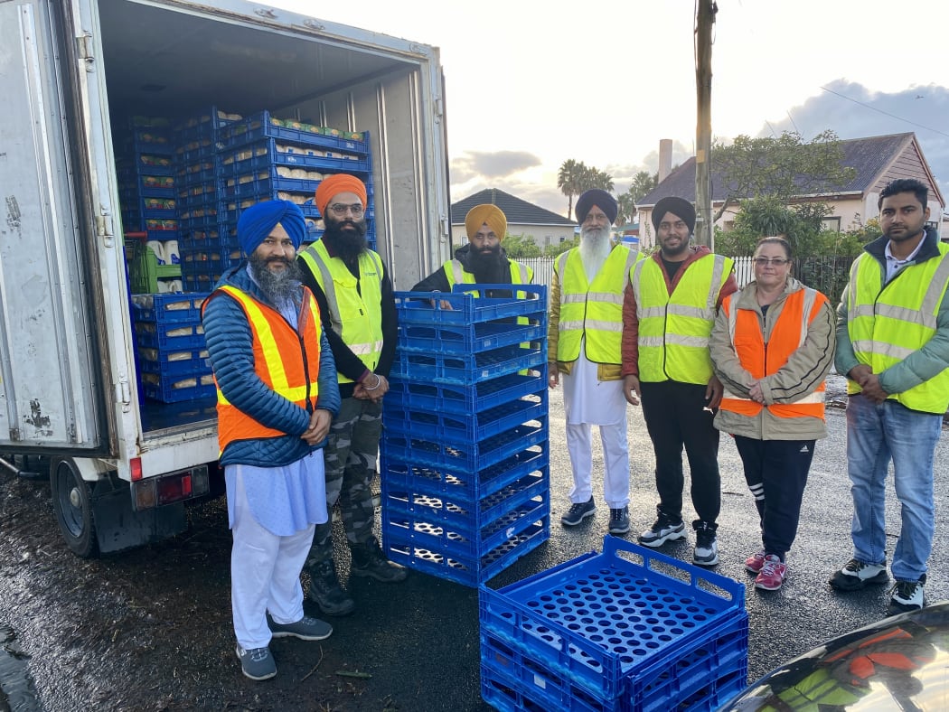 Supreme Sikh Society was going door by door delivering food parcels