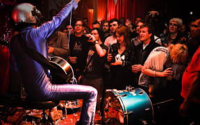 Bob Log III performing in the early days of The Mighty Mighty.
