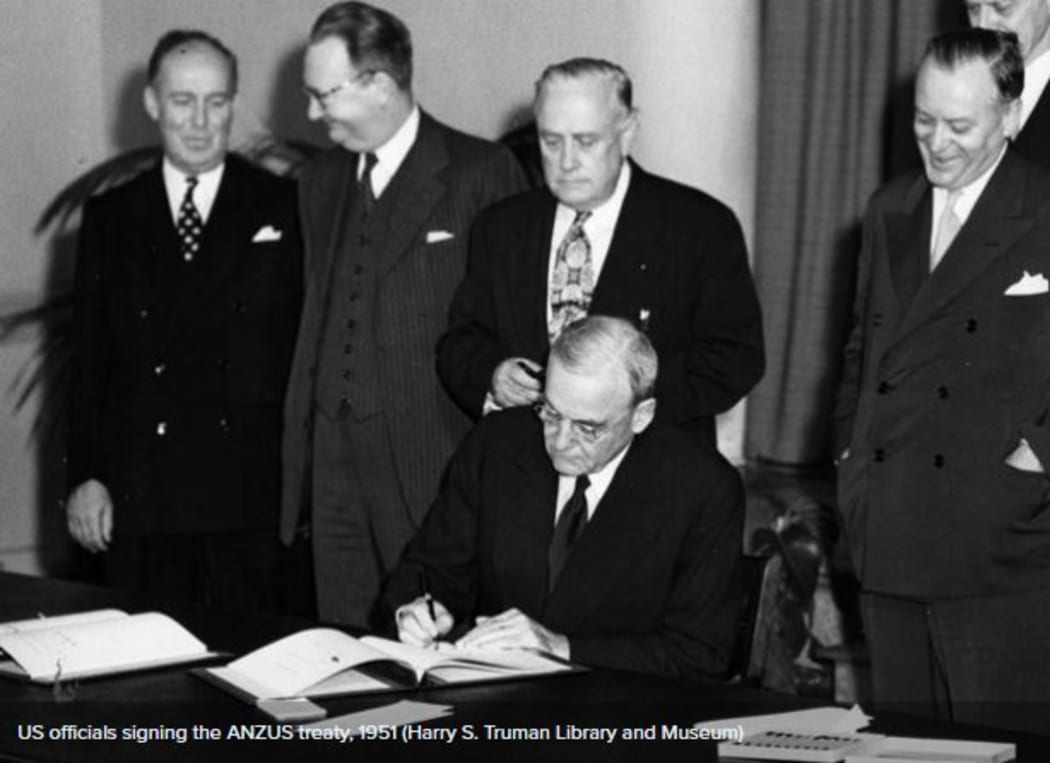 US officials signing the ANZUS treaty