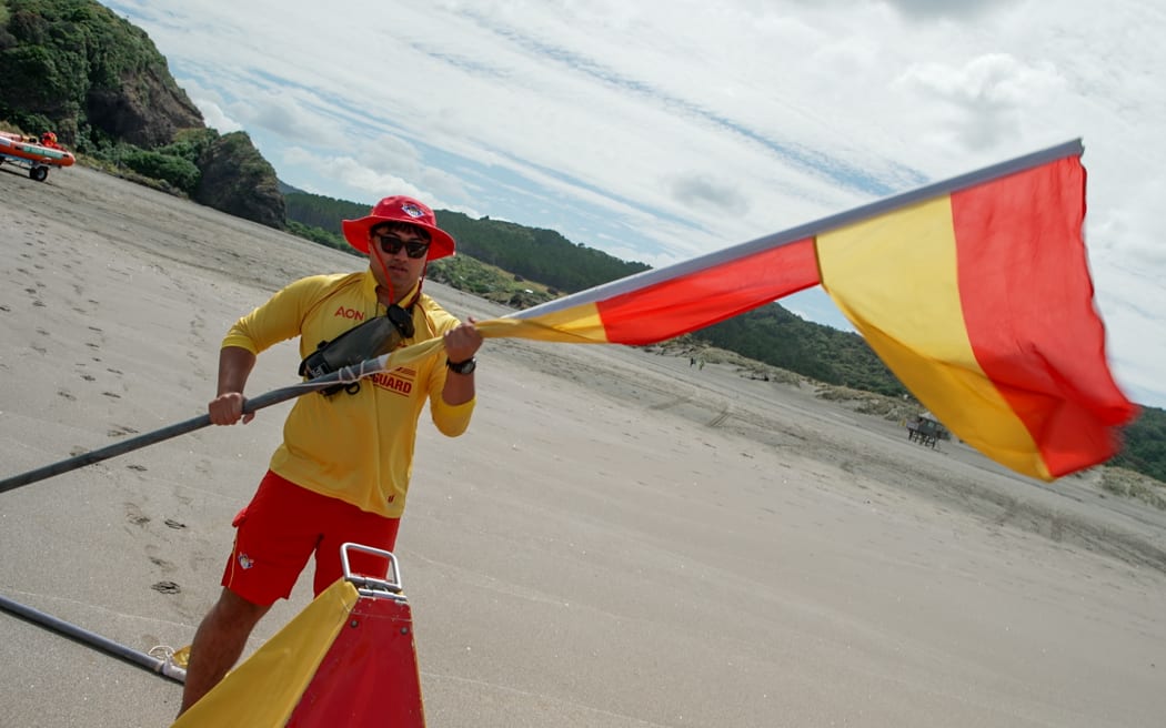 Bethells Beach surf lifesaving