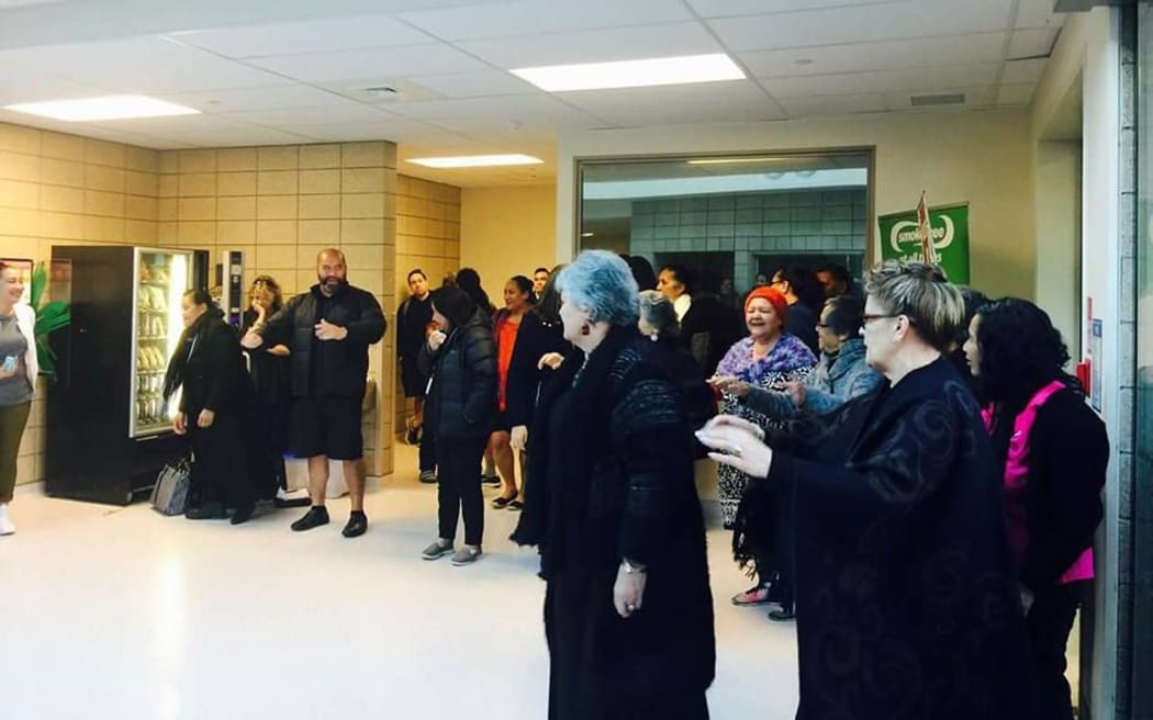 Ngāti Whakaue cultural ambassadors leave the hospital to clapping and singing.