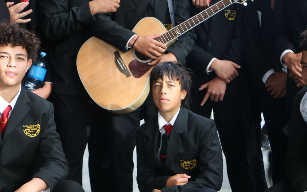 Waiheke Kahi took the Ngā Manu Kōrero Tāmaki ki te Waitematā stage for Te Kura Kaupapa Māori o Hoani Waititi Marae in the Te Rāwhiti Ihaka (Junior Māori) section.