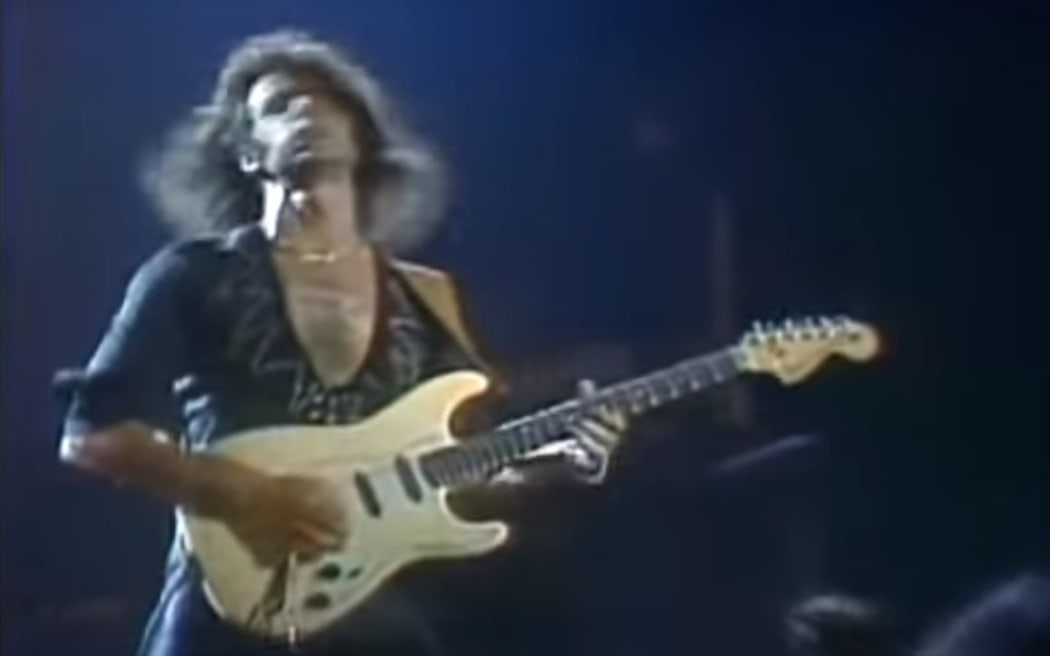 Deep Purple's Richie Blackmore plays Ode to Joy.