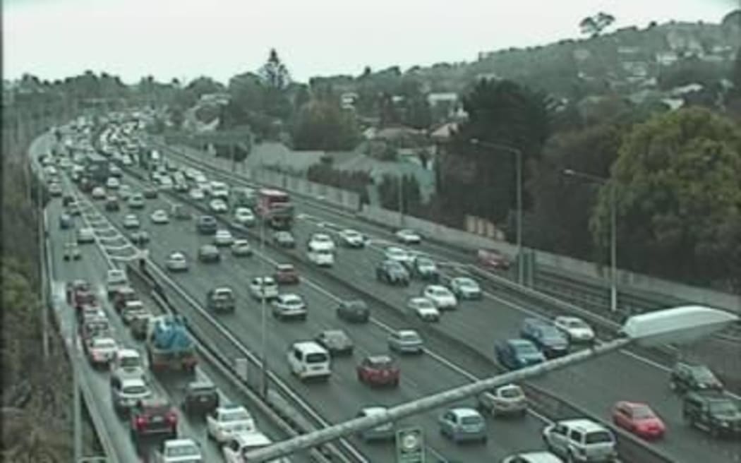 The traffic on State Highway 1 at Greenlane was already building at 1pm.