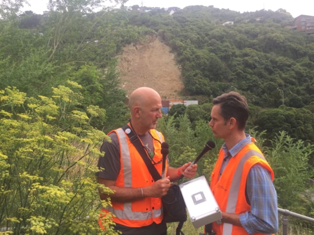 Simon Morton speaks to Nick Willis from VUW with sensor in hand