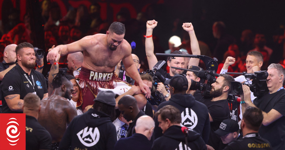 'I'm back' roars Joe Parker as he dominates favourite Wilder - Vimarsana News