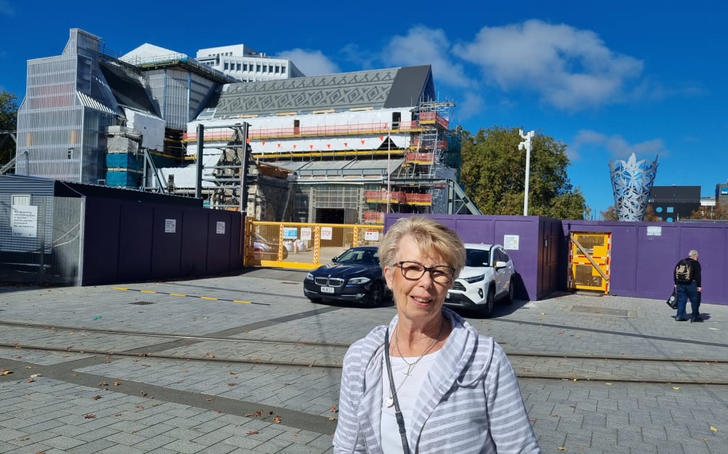 Lyn Dumbleton said so much money has now been spent on the Cathedral that the project must be finished.
