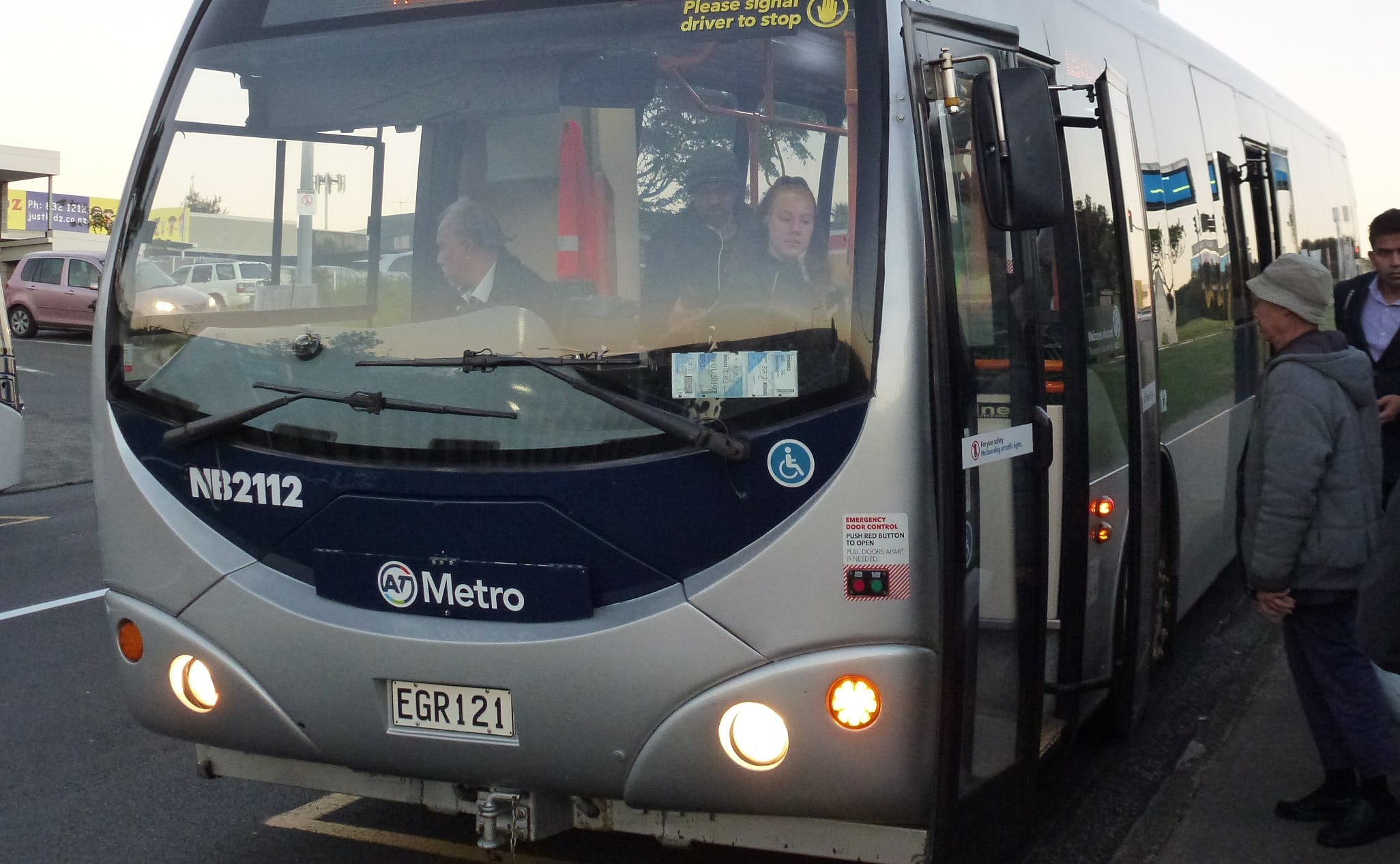 The 125X at Westgate's interim bus hub
