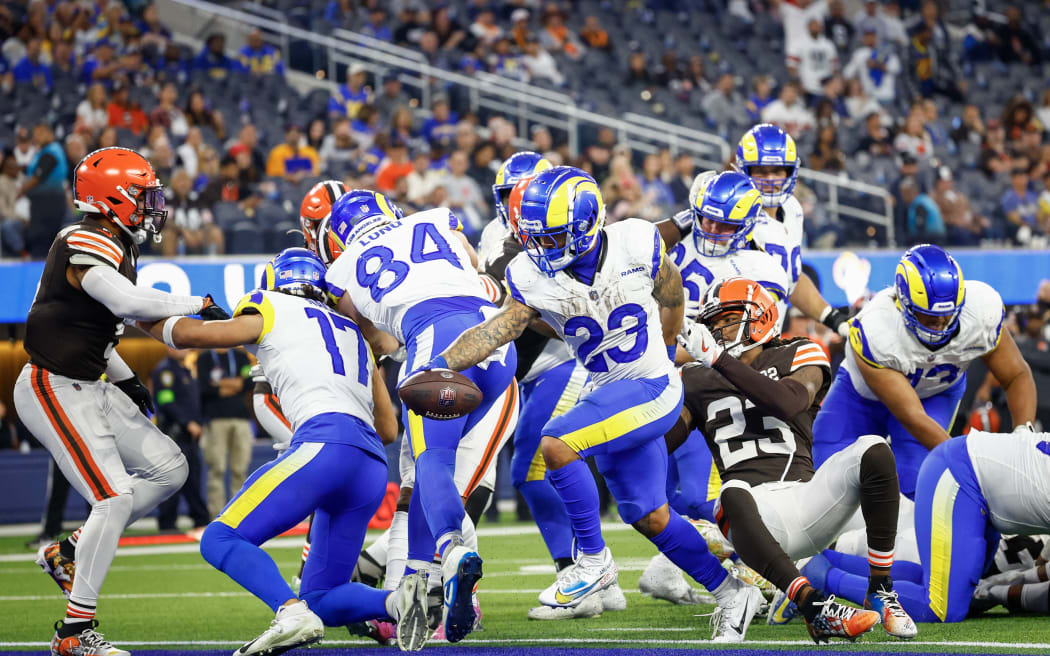 INGLEWOOD, CALIFORNIA - DECEMBER 03: Kyren Williams #23 of the Los Angeles Rams celebrates after scoring a touchdown in the fourth quarter against the Cleveland Browns at SoFi Stadium.