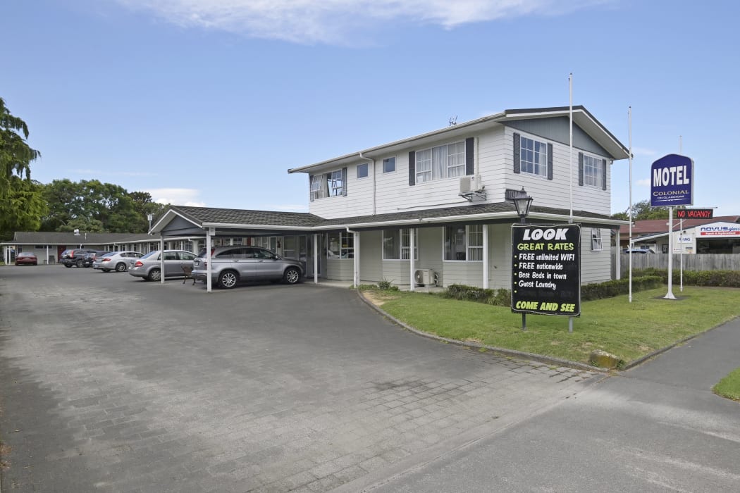 Colonial on Gladstone Motel issued eviction notices to emergency accommodation recipients last week because they were allegedly breaking the rules.
