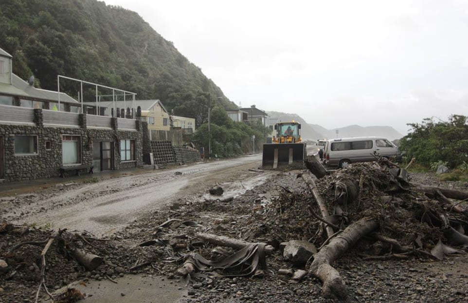 Crews cleaned up road damage on Wellington's southern coast.