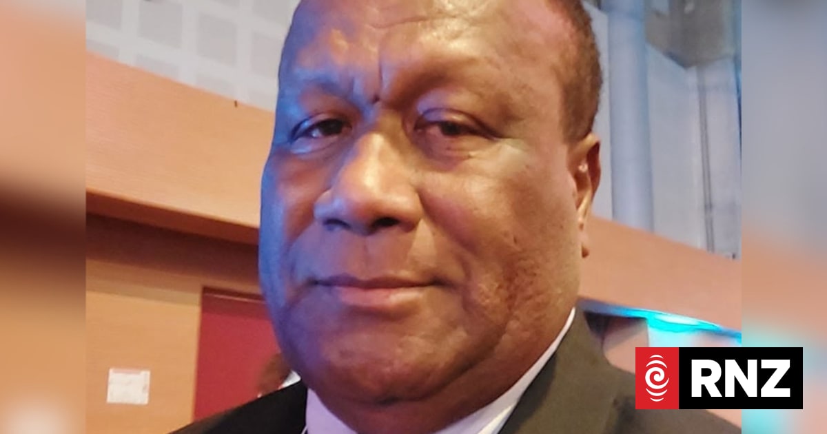 Fijian Teachers Association head's threat to 'roast' critics in earth ovens sparks political storm