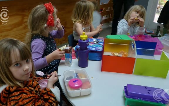 Cake or no cake for under 5s