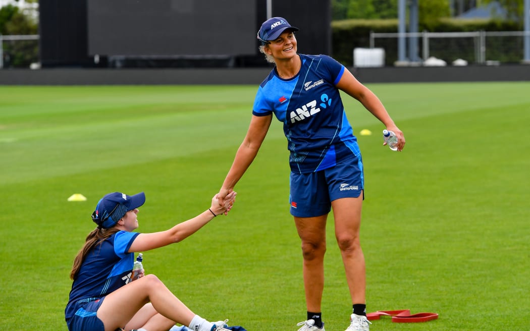 Fran Jonas and Suzie Bates during the White Ferns Training session