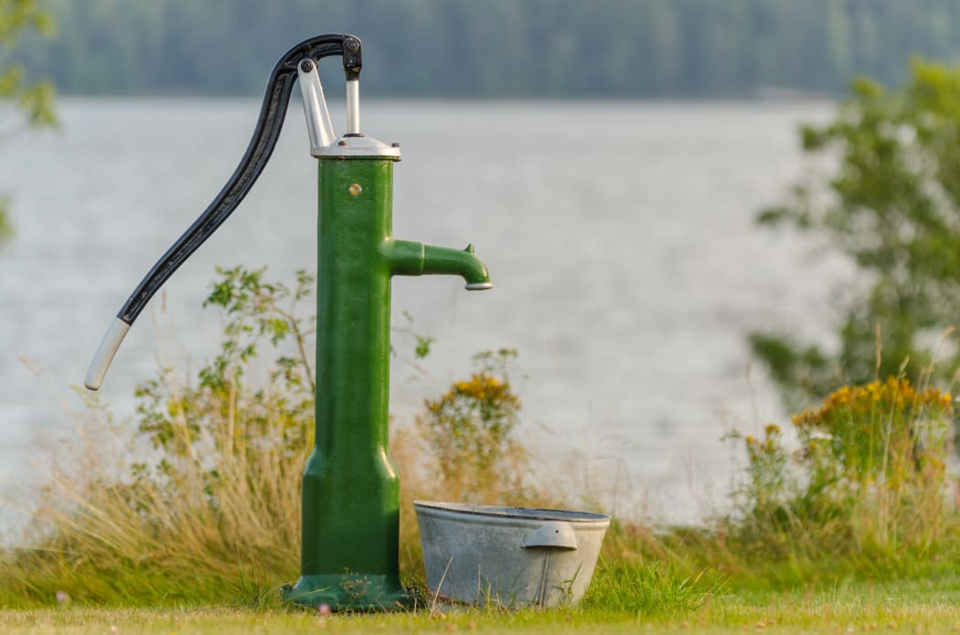 Water pump.