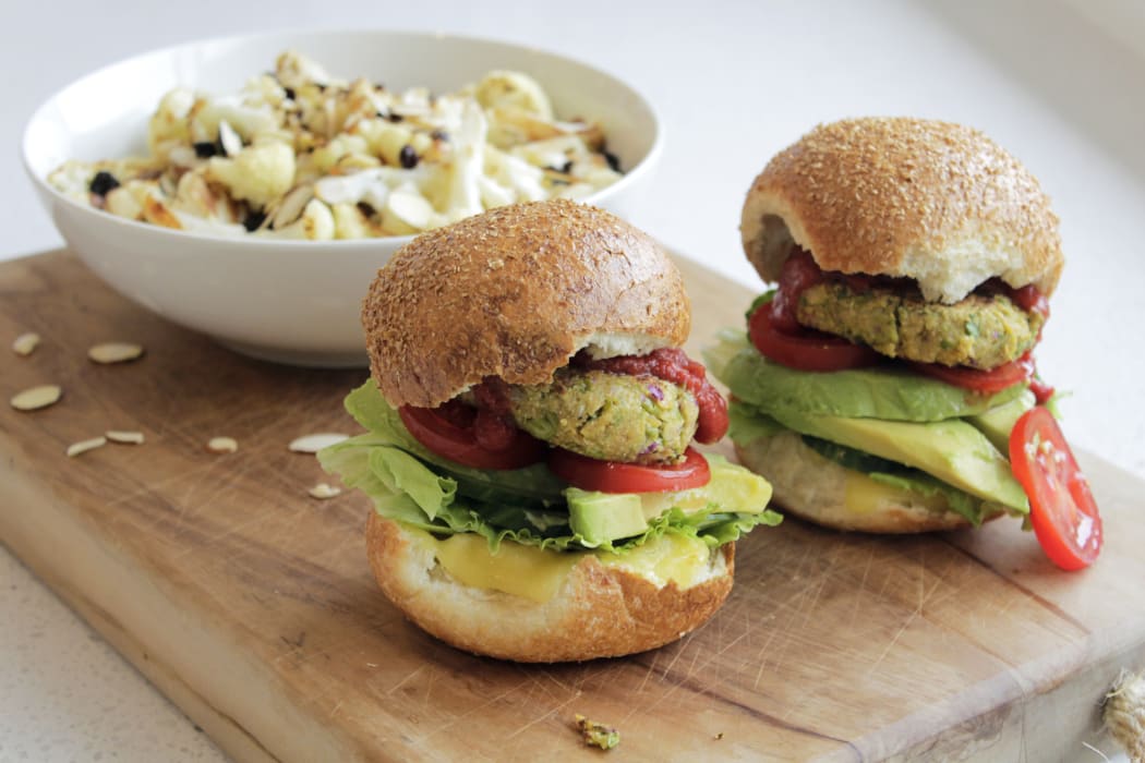 Chickpea burgers with roasted cauliflower
