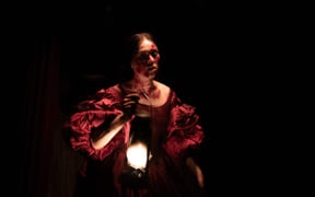 Ariana Osborne in Mārama.