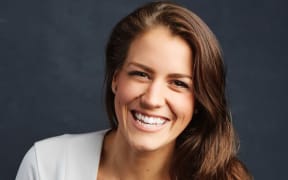 Maddy Anholt