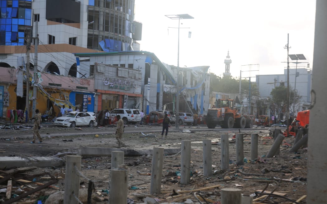 MOGADISHU, SOMALIA - OCTOBER 29: A general view shows the scene of a car bomb explosion in Mogadishu, Somalia on October 29, 2022. Multiple casualties were reported after two successive bomb blasts shook Somalia's capital Mogadishu. Abukar Mohamed Muhudin / Anadolu Agency (Photo by Abukar Mohamed Muhudin / ANADOLU AGENCY / Anadolu Agency via AFP)