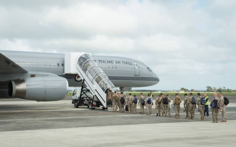 Defence Force troops on way to Iraq to train local forces | RNZ