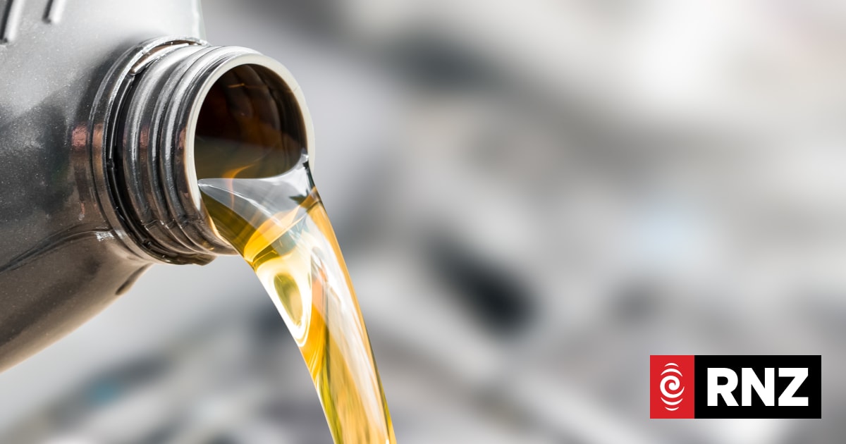 Pukekohe oil re-finery turns used oil into new base oil, boosting jobs and export