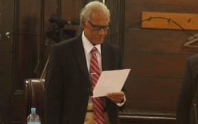 'Akilisi Pohiva returned to Parliament to be sworn in