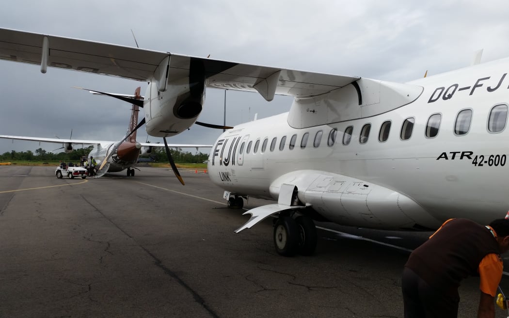 Fiji airways planes