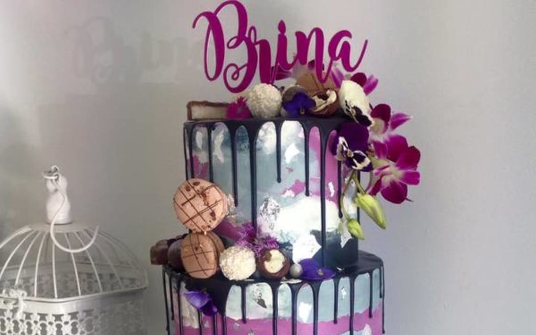 One of Niuafe Malupo's cake creations