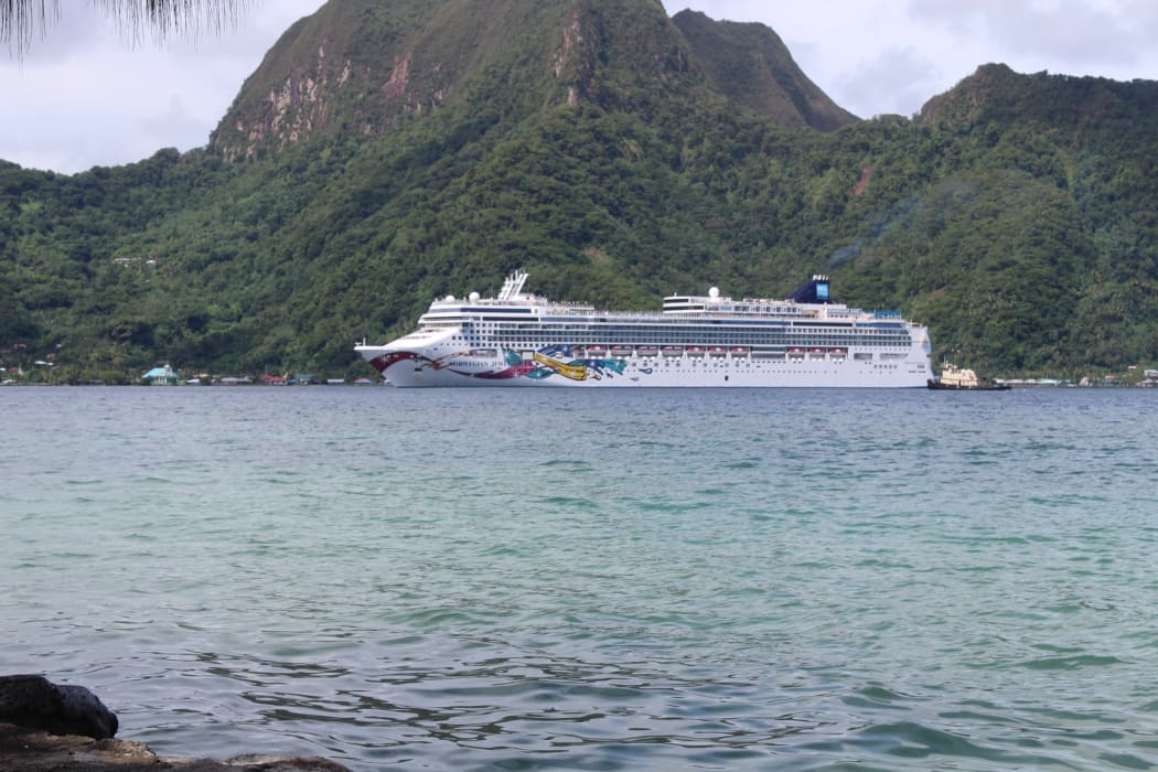 The Norwegian Jewel