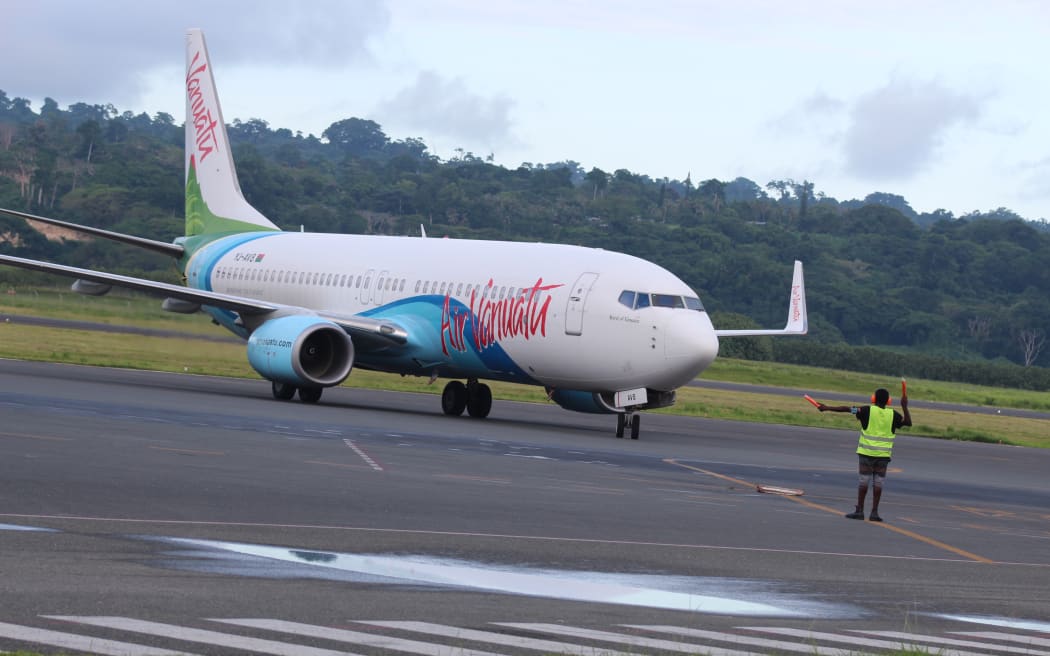 Air Vanuatu plane lands