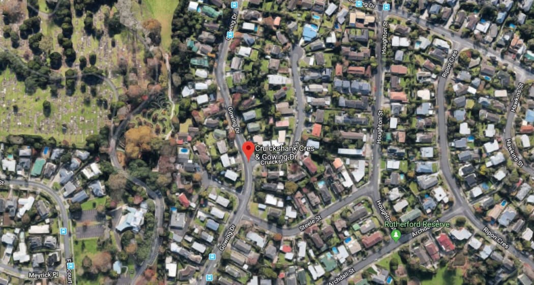 The Gowing Drive and Cruickshank Crescent intersection is closed after a fatal car crash.