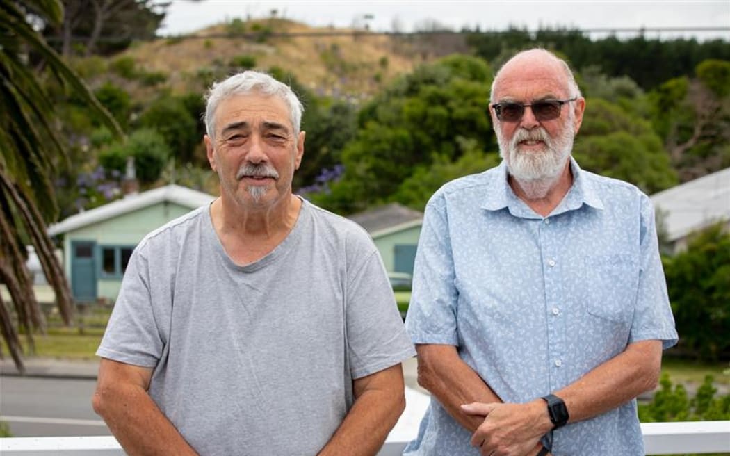 Robert Sotheran & Murray Powell, from Waitarere Ratepayers Association