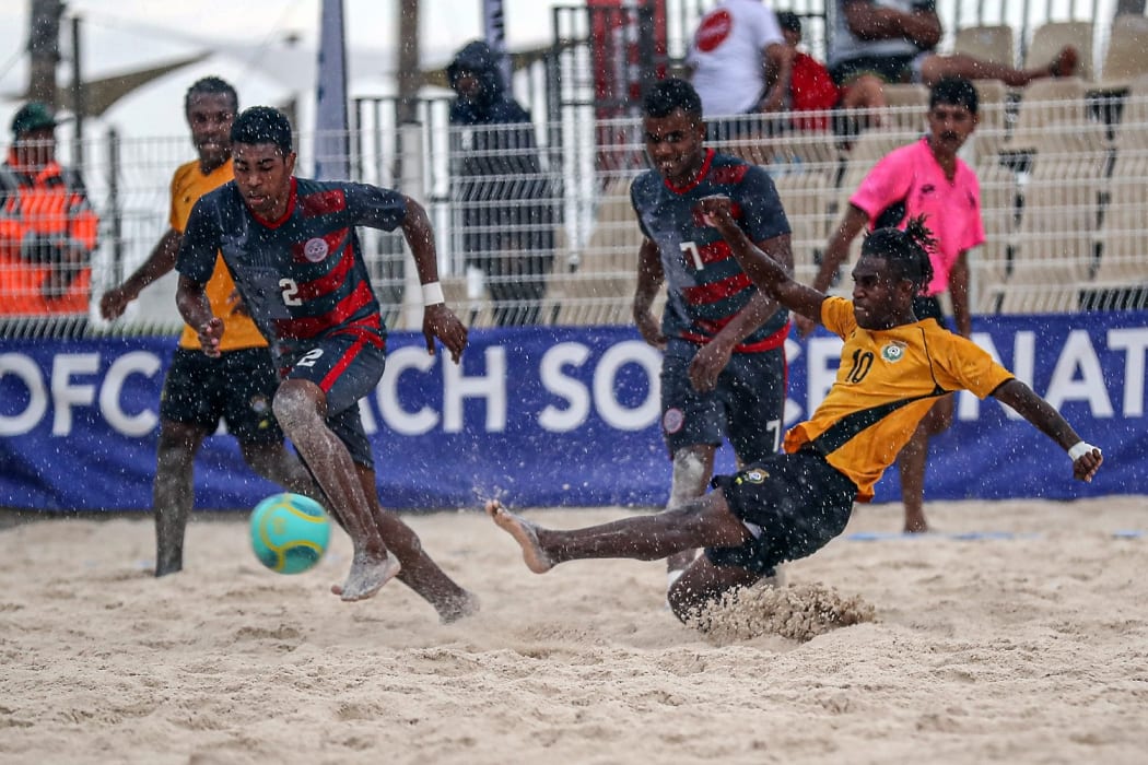 Vanuatu's Evaristo Kapalu shoots. OFC Beach Soccer Nations Cup 2019, Vanuatu v New Caledonia, Aorai Tini Hau, Tahiti, Wednesday 19th June 2019.
