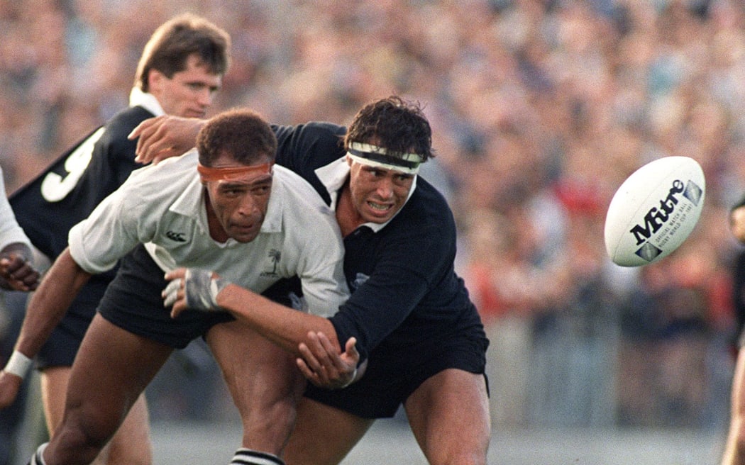 Buck Shelford (right) blocks Fiji's flanker Livai Kididromo going for the ball during a Rugby World Cup game at Lancaster Park in 1987.