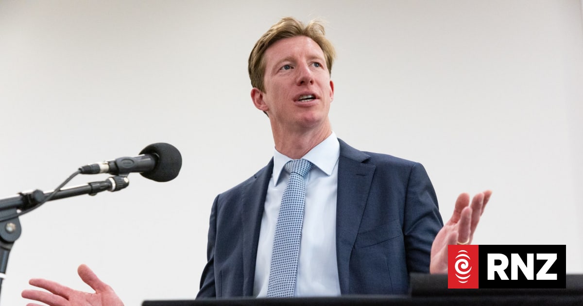 'Step backwards': Uffindell's equal voting rights bill challenged | RNZ