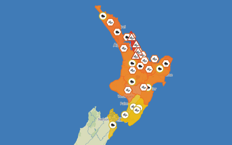 Weather: Red warnings as North Island braces for Cyclone Vaianu | RNZ