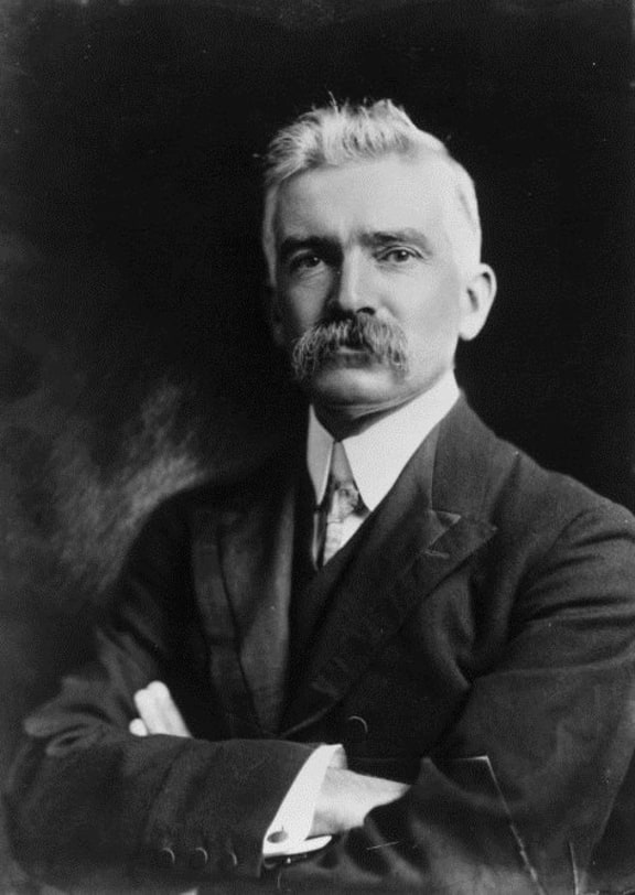 Sir John Findlay in 1908