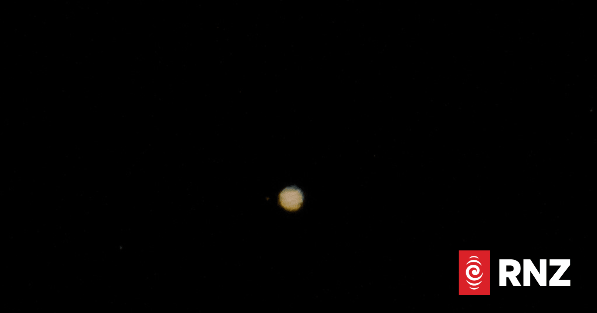 'Stonkingly bright': Jupiter closest to Earth, easily seen in NZ sky | RNZ