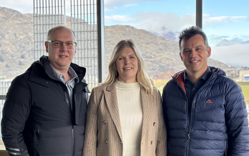Southern Lakes Health Trust clinical advisor Dr Jez Leftley, Southland MP Joseph Mooney, and health infrastructure specialist Helen Foot are among those pushing for a new publicly-run, privately-funded hospital in the region.