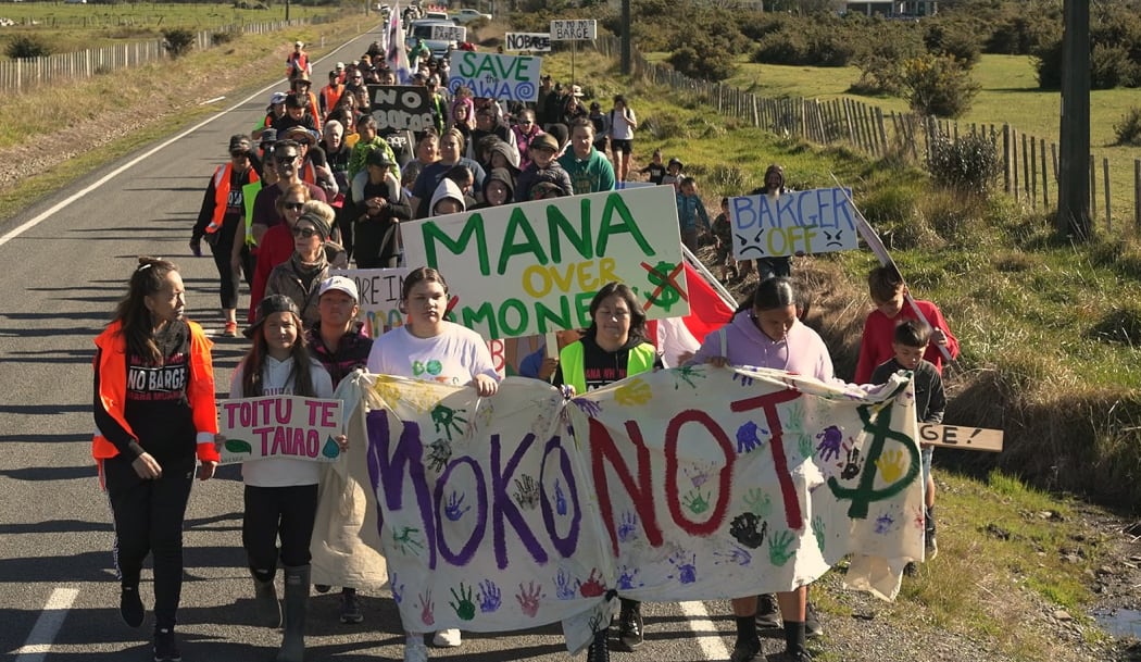 Hikoi opposing a barge facility at Te Araroa and the wider Matakaoa area
