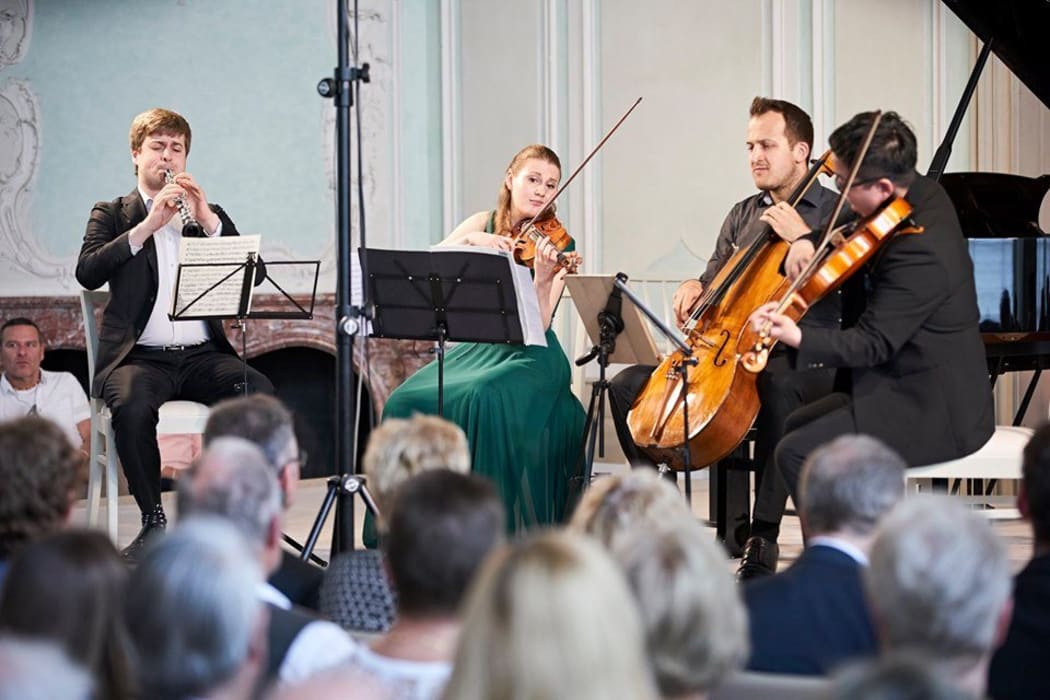 Oboist Thomas Hutchinson plays Mozart in Schwetzingen