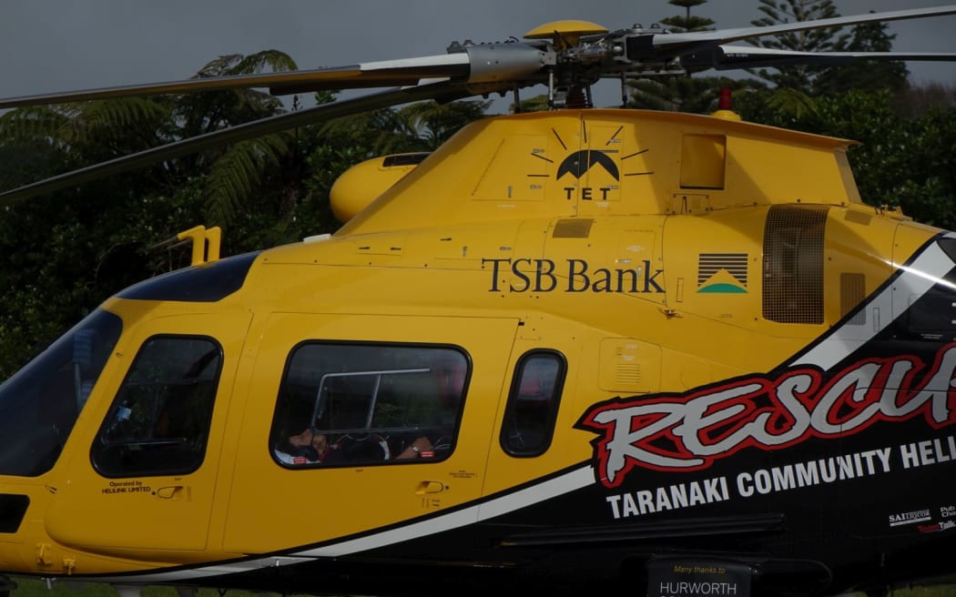 The chopper arriving at Taranaki Base Hospital.