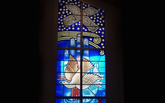 Holy_Trinity_Cathedral_Glassworks