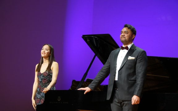Somi Kim, Amitai Pati