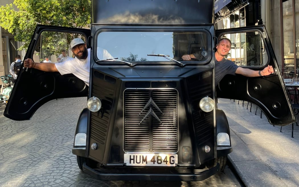 The NZR+ Front Room Daily mobile broadcasting unit in France