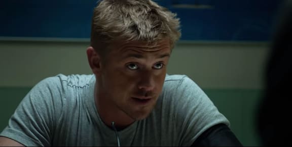 Boyd Holbrook as McKenna in The Predator (2018).