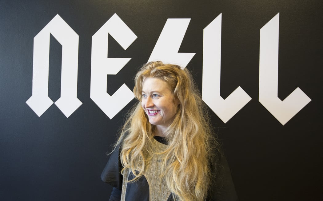Nell