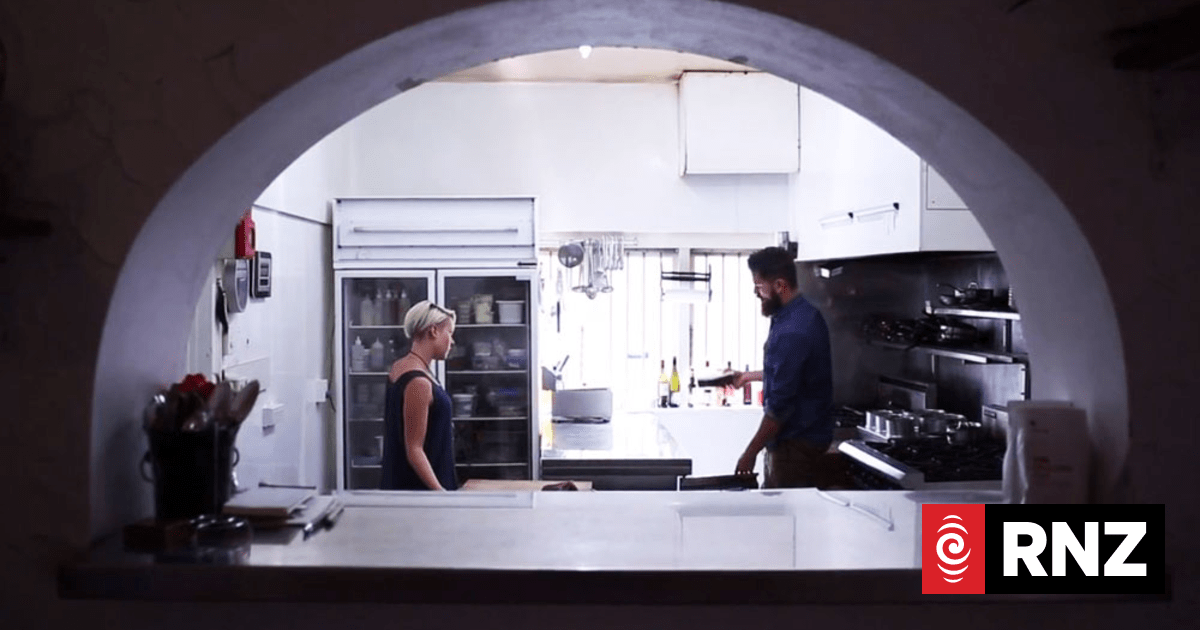 Lockdown emergency kitchen interventions offered during lockdown | RNZ
