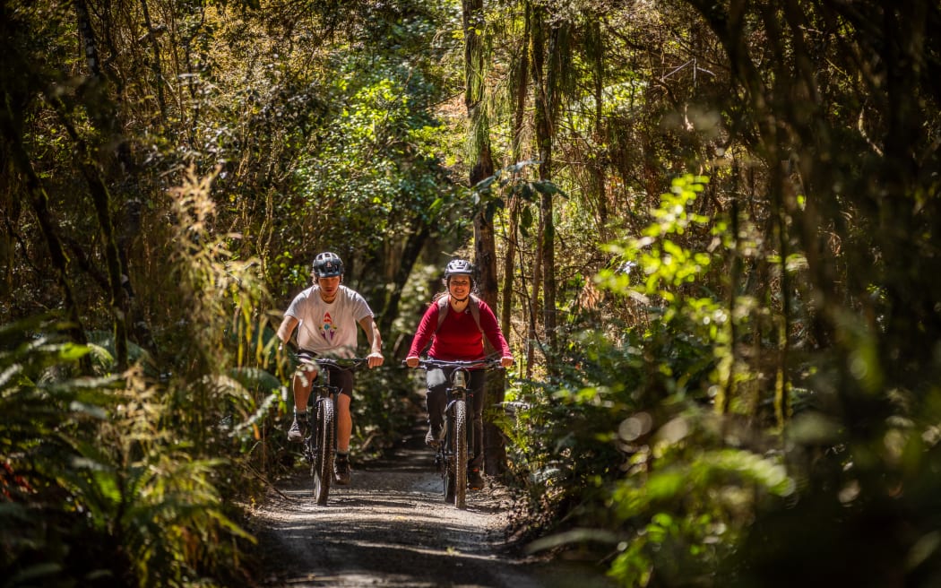 Ta Ara Mangawhero  Bush Tramway